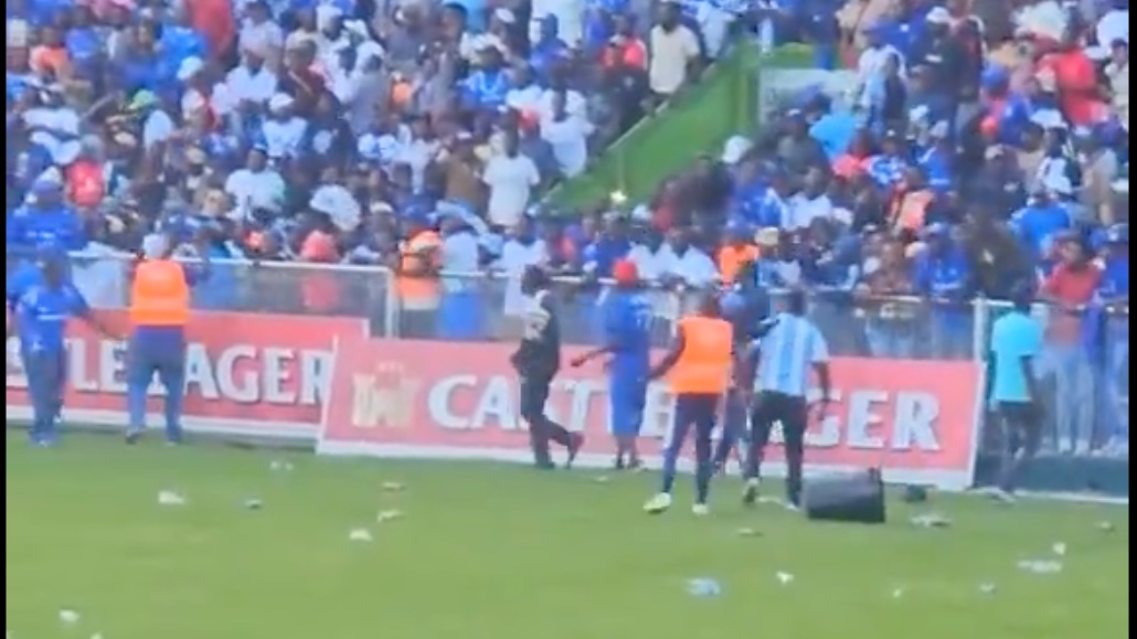 Video: Dynamos Fans Seen Vandalizing The Chahwanda Stadium Before The Violence