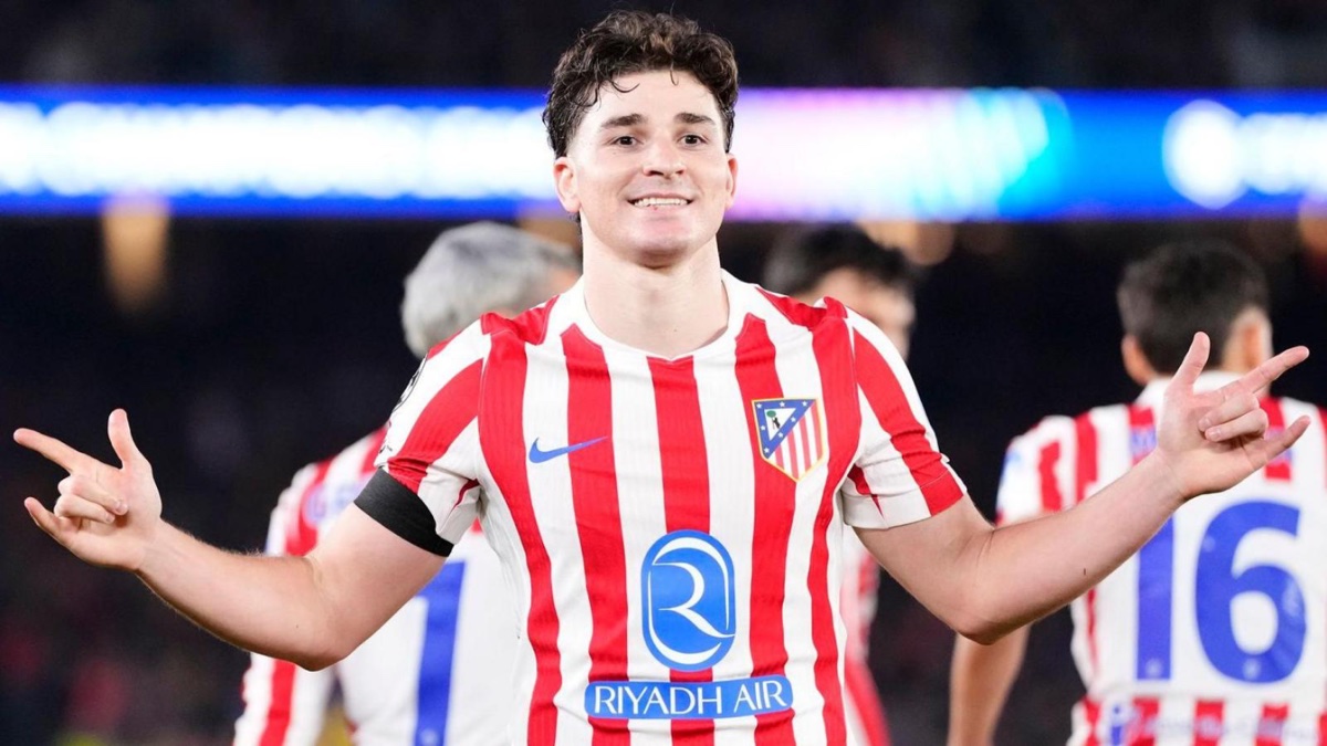 Arsenal Reaches €50 Million Deal With Atletico Madrid for Julian Alvarez